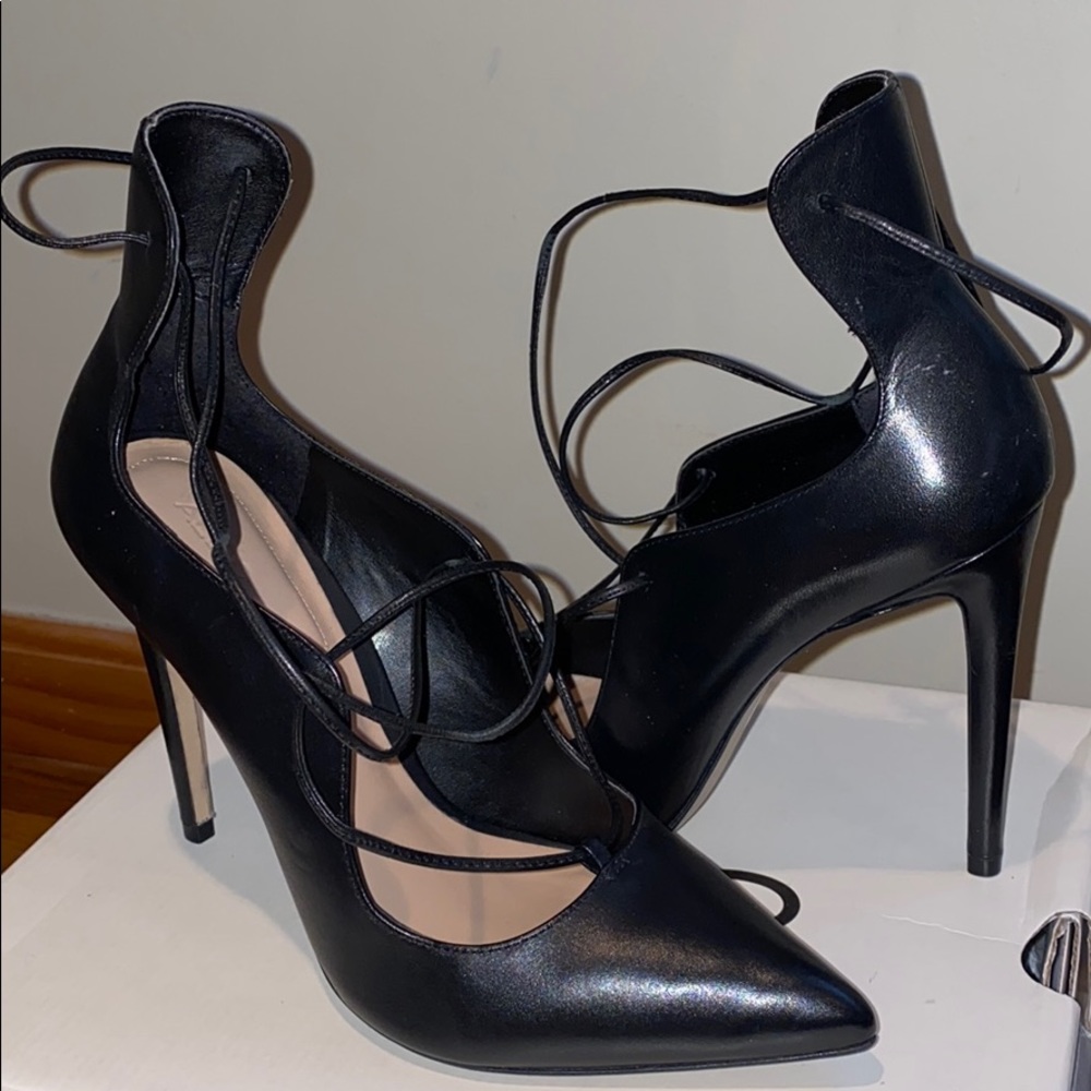 Size 9 black lace up heels